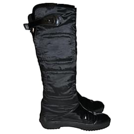 Tod's-boots-Black