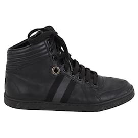 Gucci-Leather sneakers-Black