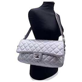 Chanel-Bolso de hombro Chanel con solapa fácil-Plata