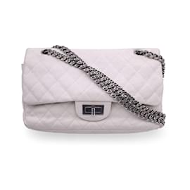 Chanel-Bolsa de ombro Chanel 2.55-Branco