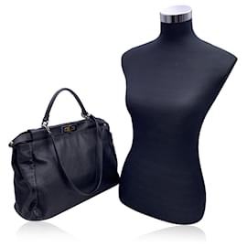 Fendi-Fendi Handbag Peekaboo-Black