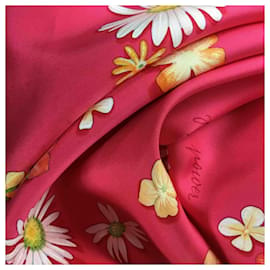Hermès-Pañuelos de seda-Roja