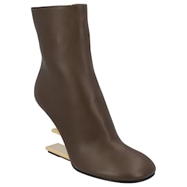 Fendi-Fendi First - Stivali con tacco alto in nappa marrone-Marrone,Beige