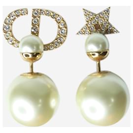 Christian Dior-Mit Gold ausgekleidete Perlen-Tribales-Ohrringe - Größe-Golden