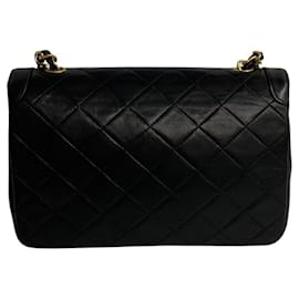 Chanel-Chanel Matelassé-Preto