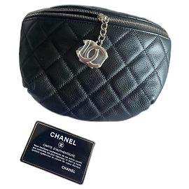 CHANEL belt bag / fanny pack Black