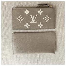 Louis Vuitton-Portamonete, portafogli, astucci-Grigio