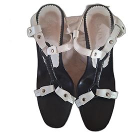 Sandales à talons Prada noir et blanc Noir