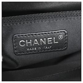 Chanel-Compras de Chanel Grand-Negro