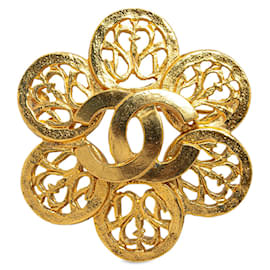 Chanel-Gold Chanel CC Flower Brooch-Golden