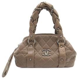 Chanel-Taupefarbene Chanel Bowler-Handtasche aus geflochtenem Lammleder im Used-Look-Andere