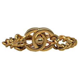Chanel-Gold Chanel CC Turn Lock Bracelet-Golden