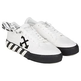 Off White-Off-White Low Vulcanized Canvas Sneakers - White Black-White