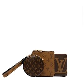 Louis Vuitton-Louis Vuitton Monogram Trio Pouch  Canvas Shoulder Bag M68756 in Excellent condition-Other