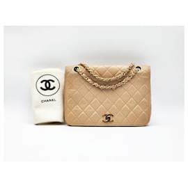 Chanel-Borsa a tracolla Chanel Timeless Classic con hardware in oro 24 carati-Beige