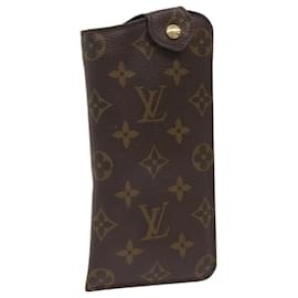 Louis Vuitton-LOUIS VUITTON Monogram Etui Lunette MM Brillenetui M66544 LV Auth 66847-Monogramm