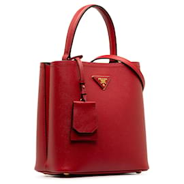 Prada-Bolso satchel Panier mediano de cuero saffiano rojo de Prada-Roja
