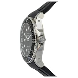 Gucci-Relógio de mergulho de borracha de aço inoxidável de quartzo preto Gucci-Preto