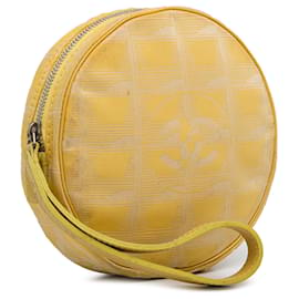 Chanel-Bolsa de nylon Chanel New Travel Line amarela-Amarelo