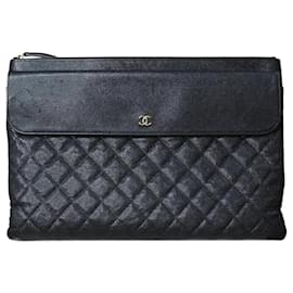 Chanel-De color negro 2019 bolso de mano acolchado de piel de caviar-Negro