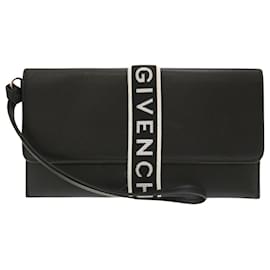 Givenchy-GIVENCHY-Schwarz