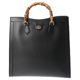 Gucci-Gucci Diana-Preto