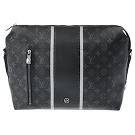 Louis Vuitton-Louis Vuitton Apollo-Negro