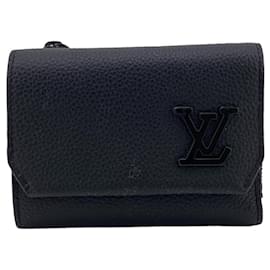 Louis Vuitton-Louis Vuitton Pilot Case-Black