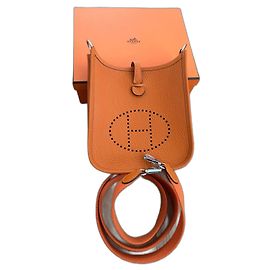 Hermès Evelyne Mini, Novo Laranja