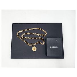 Chanel Löwenmedaillon-Kettengürtel Gold hardware
