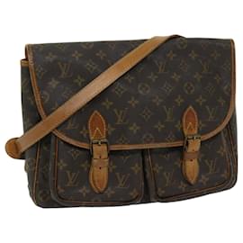 Louis Vuitton-LOUIS VUITTON Monogram Sac Basas Japon Shoulder Bag M99013 LV Auth 67199-Monogram