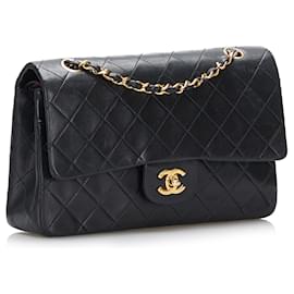 Chanel-Carteira de bolsas CHANEL com corrente atemporal/clássico-Preto