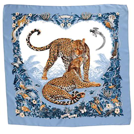 Hermès-Lenço Hermès Jungle Love em seda azul-Azul