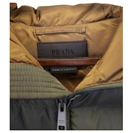 Prada-Prada Hooded Puffer Jacket in Olive Polyamide-Green,Olive green