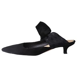 The row Schwarze Pantoletten mit Kitten-Heel und Schleifendetail - Größe EU 39 Schwarz