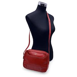 Gucci-Vintage Red Textured Leather Shoulder Messenger Bag-Red