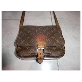 Louis Vuitton-bolso Louis Vuitton Cartouchière GM-Castaño