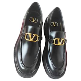 Valentino Garavani-Valentino Garavani women's moccasins-Black