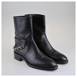 Chanel-Chanel Black Leather Interlocking Cc Boots-Black