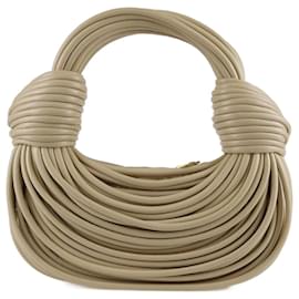 Bottega Veneta-Bottega Veneta – Minitubular-Tasche aus hellbeige gefüttertem Leder mit Knoten-Beige