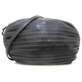 Loewe-Black Loewe Pleated Nappa Bracelet Pouch Handbag-Black