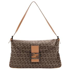 Fendi-FENDI Calabacín Mama Baguette en Mogano Panna.-Beige