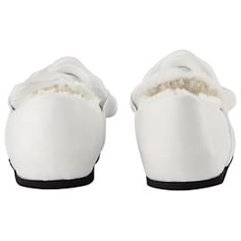 JW Anderson-Loafer mit Kettenverschluss hinten aus weißem Leder-Weiß