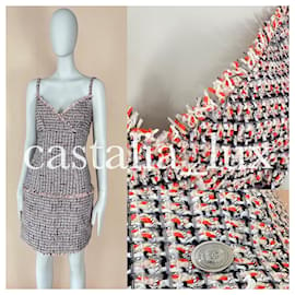 Chanel-Vestido de verão encantador de tweed com laço.-Multicor