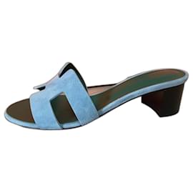Hermès-Hermès Oasis sandals with emblematic heel of the Maison in light blue-green suede goat leather, raw edge trim.-Green,Light blue