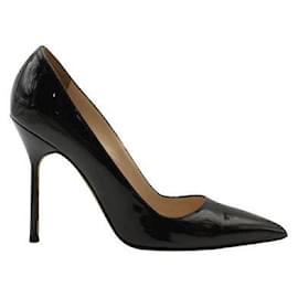 Manolo Blahnik-Manolo Blahnik Black Patent Leather Pointed Toe Heels-Black
