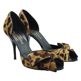 Valentino-Zapatos de tacón con estampado de leopardo y pelo de pony de Valentino-Otro