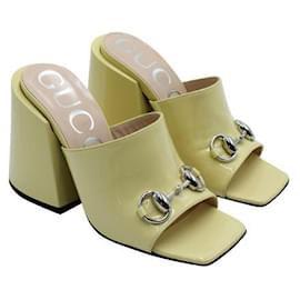 Gucci-Gucci Pastel Yellow Patent Leather Horsebit-Detailed Mules-Other