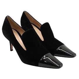 Gianvito Rossi-Gianvito Rossi Black Velvet Heels with Patent Leather Toes-Black