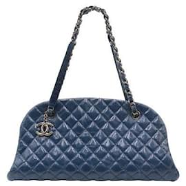 Chanel-Chanel Dark Blue Quilted Mademoiselle Leather Bag 2011-Blue